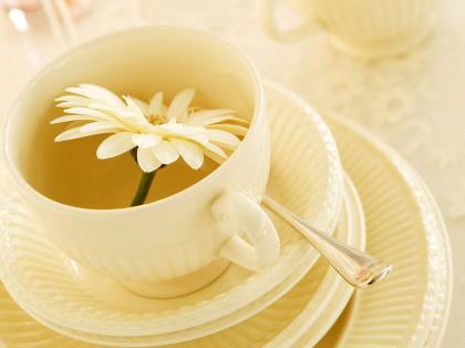 美容養(yǎng)顏喝什么茶好?推薦7款養(yǎng)生花茶美麗容顏喝出來(lái)