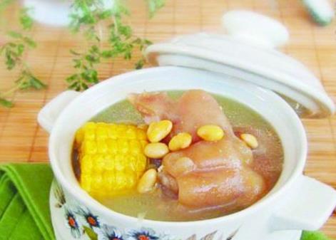 夏季養(yǎng)生食譜:夏季五款食療養(yǎng)生湯讓你肌膚白皙