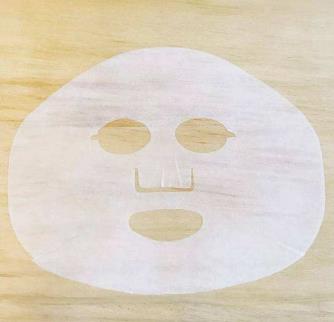 醫(yī)用冷敷貼面膜是什么?醫(yī)用冷敷貼面膜需要洗嗎?