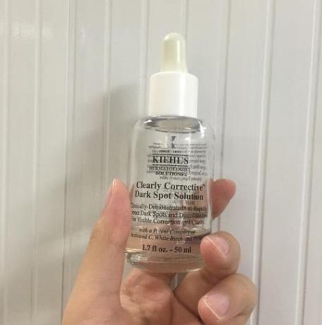 科顏氏美白淡斑精華怎么看保質(zhì)期?科顏氏美白淡斑精華白天可以用嗎