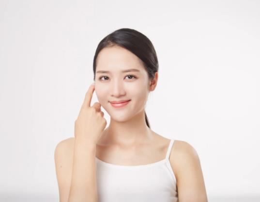 輕度痤瘡一天一粒異維a酸會(huì)好嗎?服用異維a酸2個(gè)月痤瘡無(wú)效果要繼續(xù)嗎