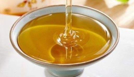 黑頭的出現(xiàn)讓人很困擾 推薦10個(gè)祛黑頭秘方
