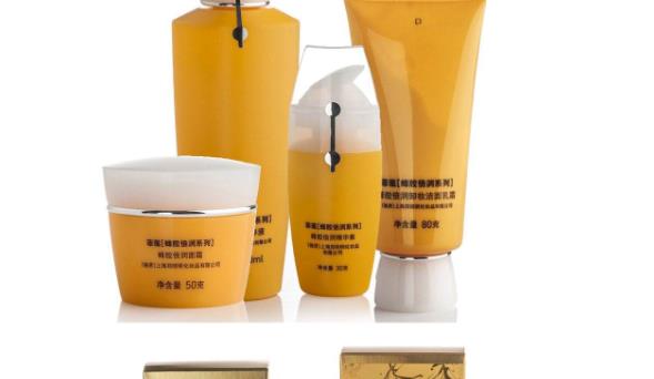 皮膚干燥可能是天氣干燥導(dǎo)致 推薦6種改善臉部皮膚干燥的方法