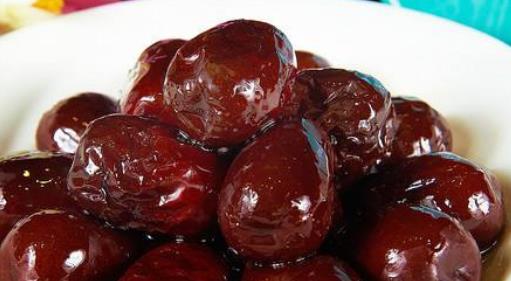 夏季高溫干燥紫外線強 這些食物可以幫助你護膚