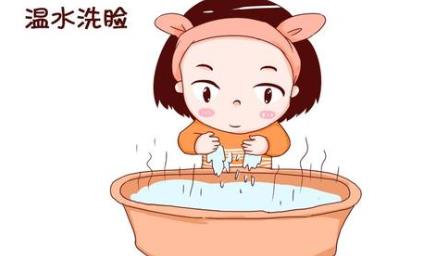 現(xiàn)在有不少的人都是有油性皮膚 教你4招清爽過(guò)夏天