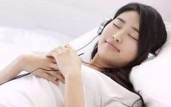 睡覺是我們身體休整的時(shí)間 五大守則睡好美容覺