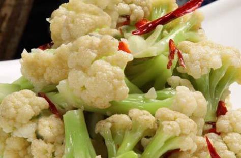 男人肌膚需要營養(yǎng)的補充 男人護膚的7個注意事項