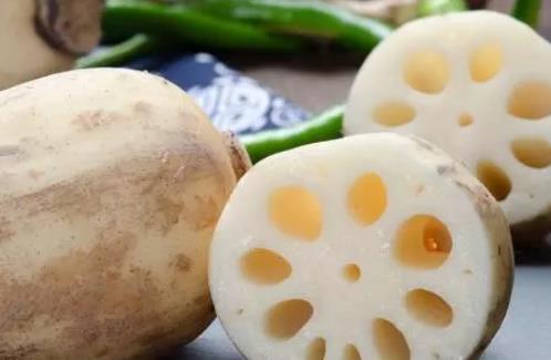 肌膚要想年輕態(tài) 這些食物就得愛
