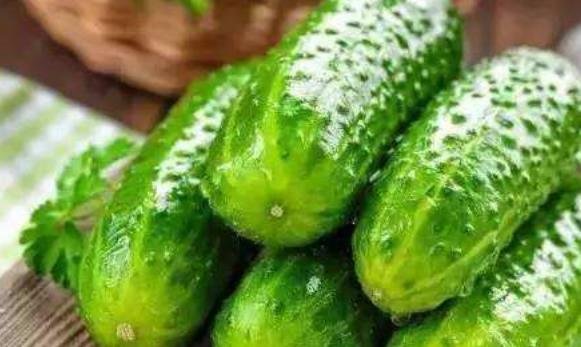 8種食物可吃可涂 讓皮膚頭發(fā)美白靚麗