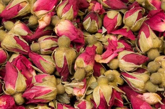 適合減肥養(yǎng)膚的美容茶 玫瑰對(duì)養(yǎng)膚有好處
