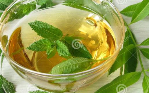 適合減肥養(yǎng)膚的美容茶 玫瑰對(duì)養(yǎng)膚有好處