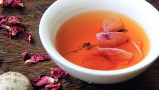 適合減肥養(yǎng)膚的美容茶 玫瑰對(duì)養(yǎng)膚有好處