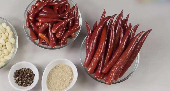 養(yǎng)膚護發(fā)小知識 橄欖油對養(yǎng)膚有好處