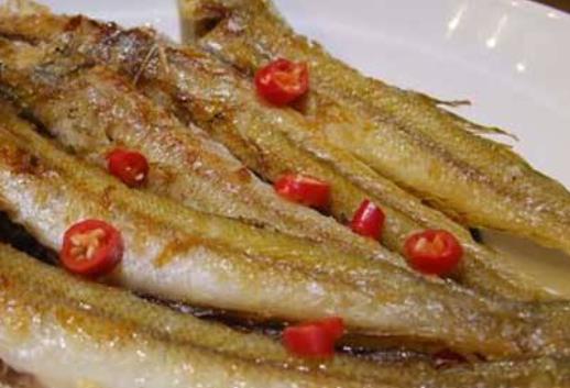 讓女人氣色紅潤(rùn)的美食 吃沙丁魚對(duì)養(yǎng)膚有好處