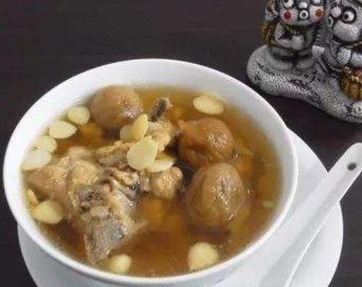 有養(yǎng)膚奇效的滋補糖水 滋味水果經(jīng)常入饌