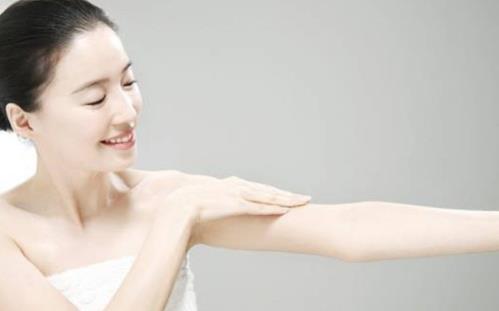 關(guān)于精油護(hù)膚你要知道的幾件事 精油護(hù)膚的禁忌