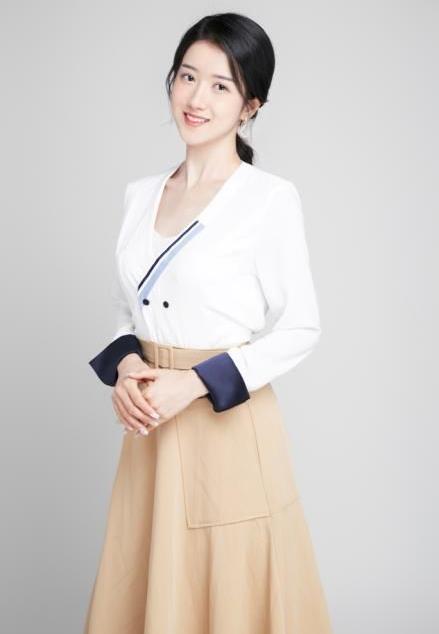 29城女子公布整容前后證件照,改變的不只是容貌更是命運(yùn)