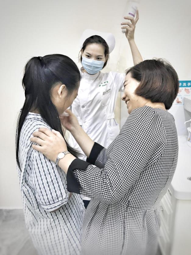 韓氏整形外科醫(yī)院二十年愛心傳遞 擔起社會責任