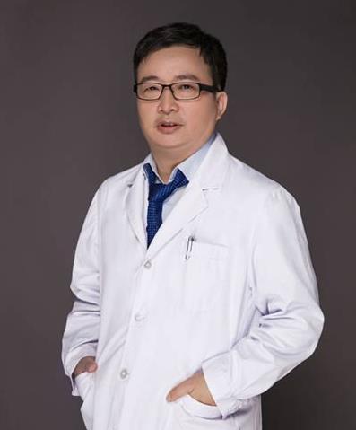 八大處整形謝洋春:假體隆鼻材料選擇的技巧!