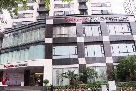玫瑰醫(yī)院自體脂肪隆胸收費(fèi)貴嗎?嚴(yán)守誠(chéng)信打造患者信任醫(yī)院