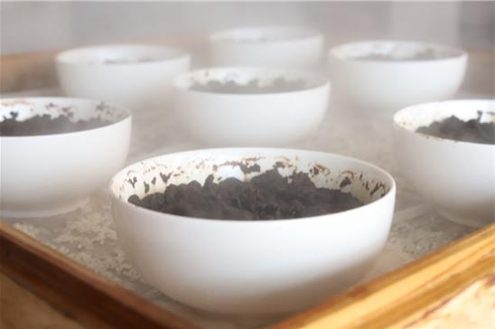 玉靈膏騙局真相揭秘,你上當了嗎?什么樣的才是正宗古法玉靈膏