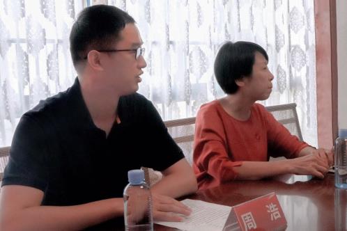《廣西壯族自治區(qū)亭涼醫(yī)院與廣西八桂皮膚科醫(yī)生集團(tuán)簽訂合作戰(zhàn)略協(xié)議》