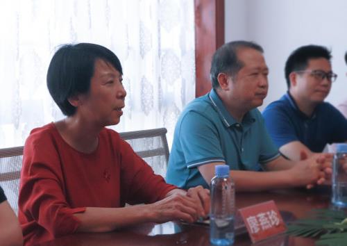 《廣西壯族自治區(qū)亭涼醫(yī)院與廣西八桂皮膚科醫(yī)生集團(tuán)簽訂合作戰(zhàn)略協(xié)議》