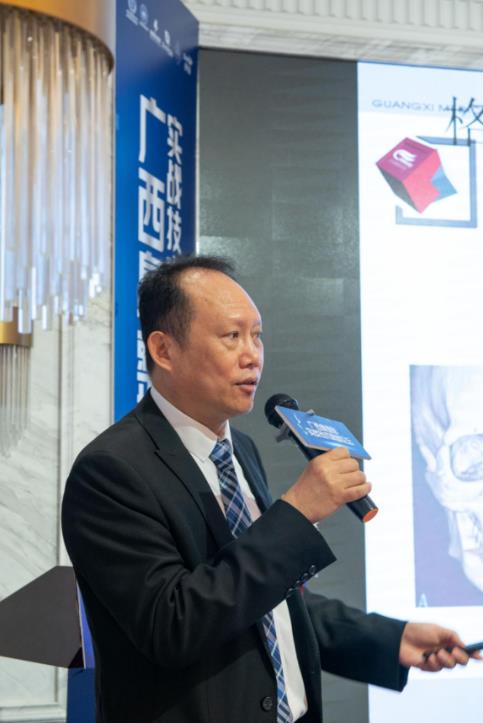 2020年廣西鼻整形實(shí)戰(zhàn)技術(shù)高峰論壇在南寧美麗焦點(diǎn)成功召開(kāi)