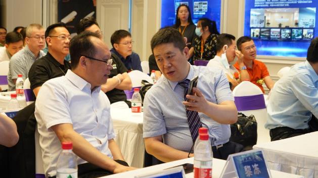 2020年廣西鼻整形實(shí)戰(zhàn)技術(shù)高峰論壇在南寧美麗焦點(diǎn)成功召開(kāi)