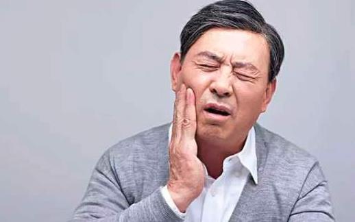 腮腺炎有哪些并發(fā)癥?患了腮腺炎怎么辦?