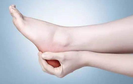 腳后跟疼可以做哪些檢查?腳后跟疼的日常護(hù)理有哪些?