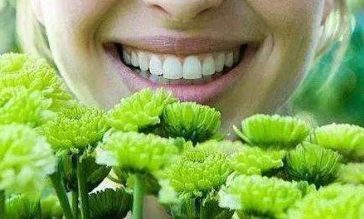 哪些人適合用漱口水?漱口水有哪些作用及危害?