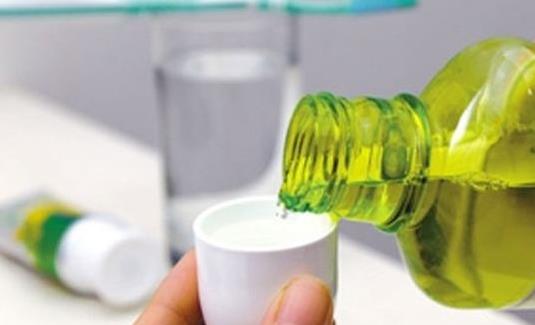 哪些人適合用漱口水?漱口水有哪些作用及危害?