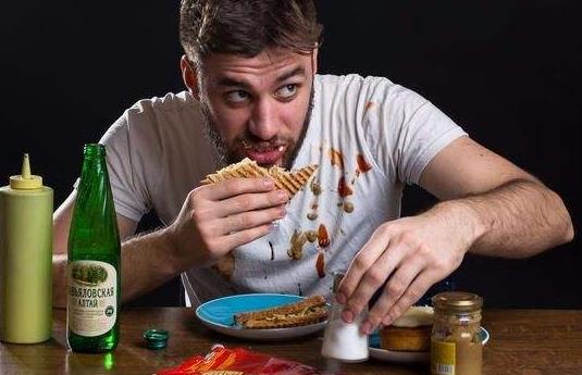 引起甘油三酯的原因有哪些?甘油三酯高有哪些并發(fā)癥?