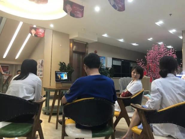 劉月更博士受邀MENTOR學(xué)院“我問大醫(yī)生”交流會大咖齊聚共話隆胸發(fā)展新趨勢!
