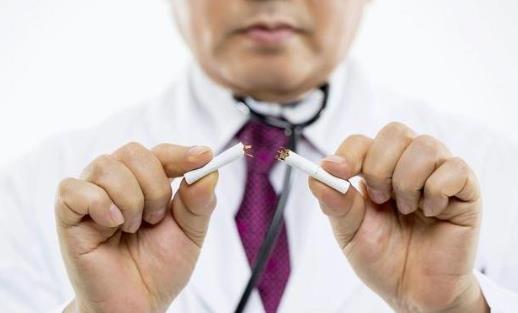戒煙貼對(duì)身體有危害嗎?使用戒煙貼要注意什么