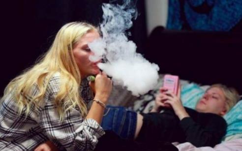 抽煙會(huì)影響皮膚嗎?抽煙的危害是什么