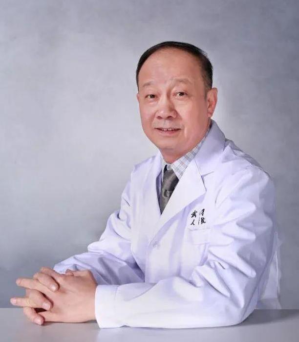26日湖北抗癲癇協(xié)會(huì)常務(wù)副會(huì)長(zhǎng)潘松青教授來武漢中際醫(yī)院會(huì)診啦