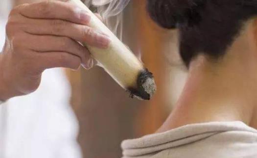 艾灸后為什么會(huì)拉肚子?艾灸肚臍有什么作用?