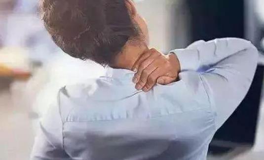 頸椎不好有哪些癥狀?頸椎不好的人怎么運(yùn)動(dòng)?