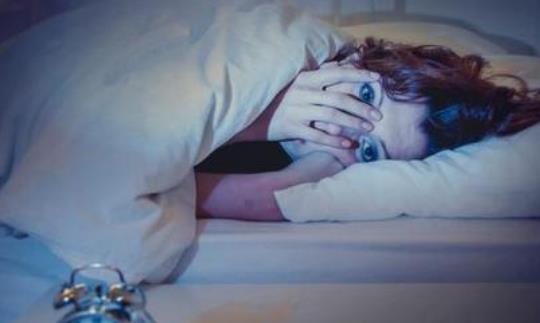 甲狀腺素分泌不足會怕冷嗎?女人為什么更怕冷?