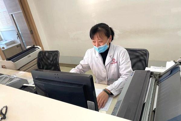 【別樣年味】濟南中醫(yī)風濕病醫(yī)院:有一種就地過年,叫堅守崗位! 9.jpg