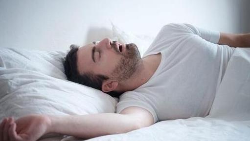 老公打鼾又不想分房睡怎么辦?打呼嚕會打一整夜嗎