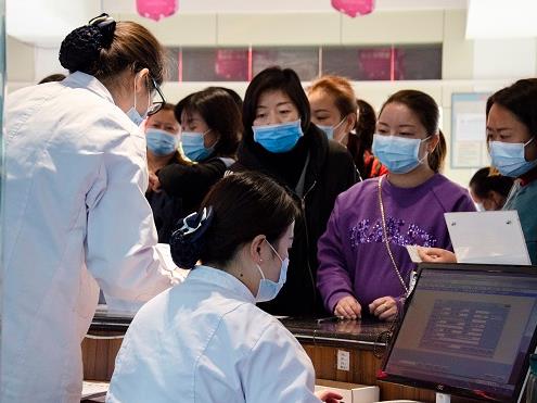 關愛婦女兒童健康 三八節(jié)盤龍區(qū)婦聯(lián)攜手云南九洲醫(yī)院開展免費健康檢查與宣教