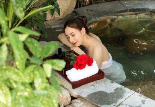 含有什么元素的溫泉最好?泡溫泉要注意什么事項