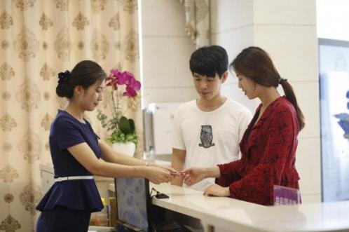 石家莊做流產(chǎn)需要多少錢(qián)_最新人流價(jià)格公布|專(zhuān)業(yè)婦科_石家莊港大婦科醫(yī)院