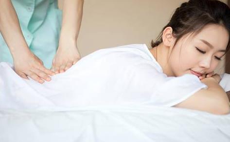 推拿哪個(gè)部位能治痛經(jīng)?推拿要注意什么?