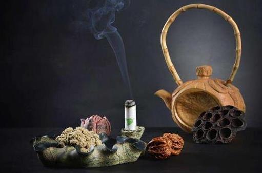 合谷穴艾灸的好處有哪些?去濕氣艾灸哪個部位最好?