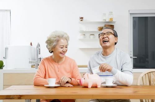 老齡產(chǎn)業(yè)成為最大潛力股,NMN抗衰老強勢賦能