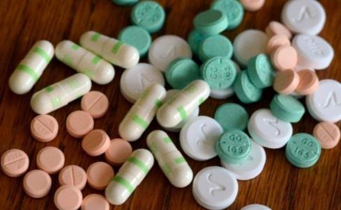 什么是飛蚊癥呢?飛蚊癥要怎么治療?